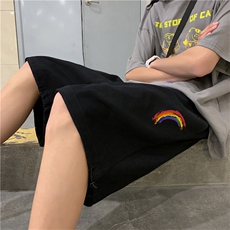 黑色