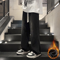 黑灰色