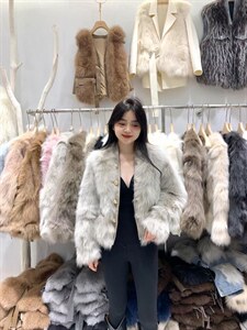 冬季新款狐狸毛外套，其它，邱小姐