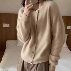 浅驼色