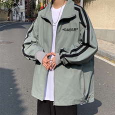 卡其绿