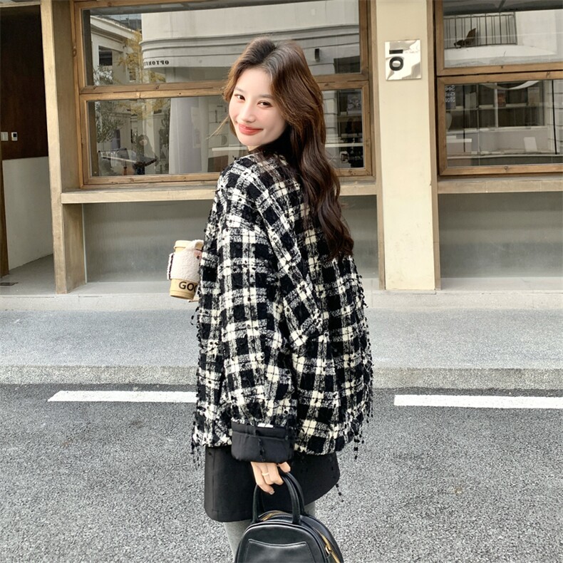 黑白格子粗花呢短款羽绒服女冬季超火好看高级小众白鸭绒加厚外套,女装羽绒服,2C323