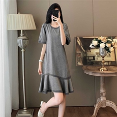 韩版时尚气质连衣裙裙女夏季新款灰色圆领泡泡短袖鱼尾拼接连衣裙，女装连衣裙，江南