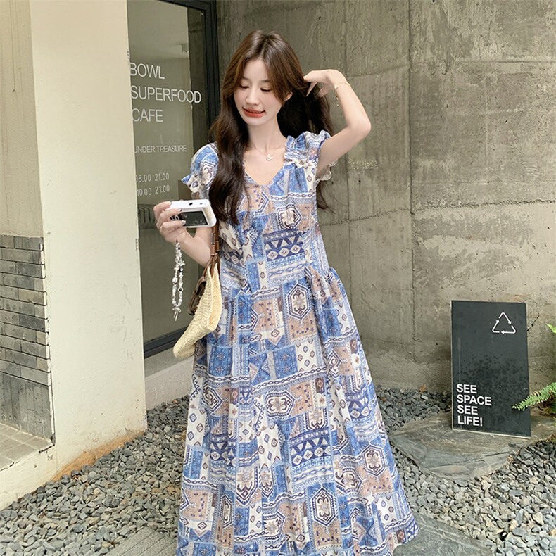 今年流行复古印花连衣裙女2025夏季新款设计感甜美小个子茶歇裙潮,女装连衣裙,2C110