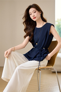 韩系穿搭时尚休闲套装女2025夏新款洋气减龄无袖上衣阔腿裤两件套图片