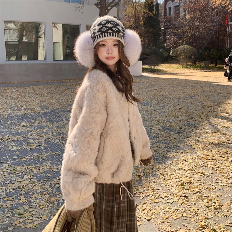 【有货】皮毛一体小外套2C151-W31-P185-K268,女装短外套,2C151