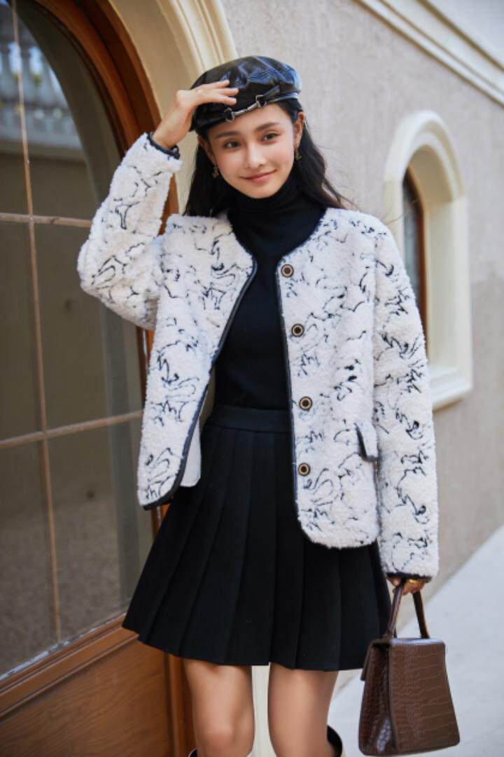 刺绣印花毛皮一体m?l，其它，咔柠