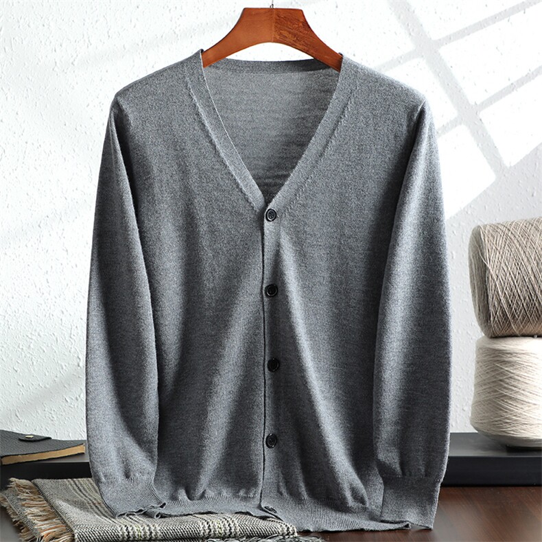 秋冬季羊毛休闲百搭同款36支精纺丝光毛V领开衫男装，男装羊毛衫，朝思羊绒