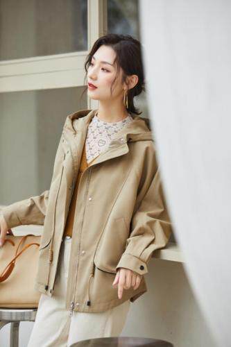 率性动感休闲小面积撞色运用整体增添年轻甘，其它，千浪依族