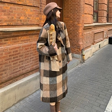 【现货】英伦风-咖色格子羽绒大衣2c283-c1069，女装羽绒服，2C283