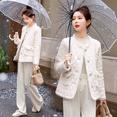 菱形格小香风羽绒棉服女2023冬季新款高级名媛气质小棉袄轻薄外套，女装棉衣/棉服，冬木谷雨
