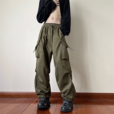 军绿色