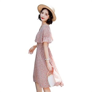 夏装2021新款女气质显瘦法式高腰V领大摆复古仙碎花连衣裙图片