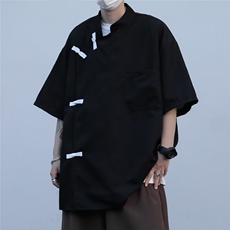 黑色