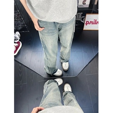 蓝色