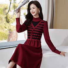 《现货新品》条纹针织灯芯绒两件套套裙，女装套装/套裙，魅丽静蓝