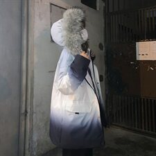 蓝色
