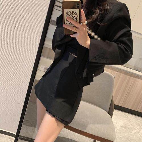 西装裙裤图片