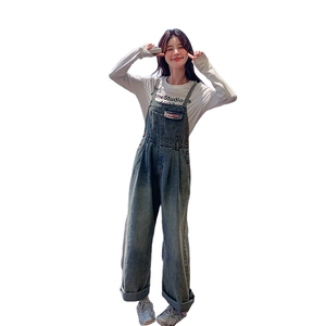 小清新复古牛仔背带裤女2024春秋新款港风休闲高腰显瘦吊带直筒裤图片