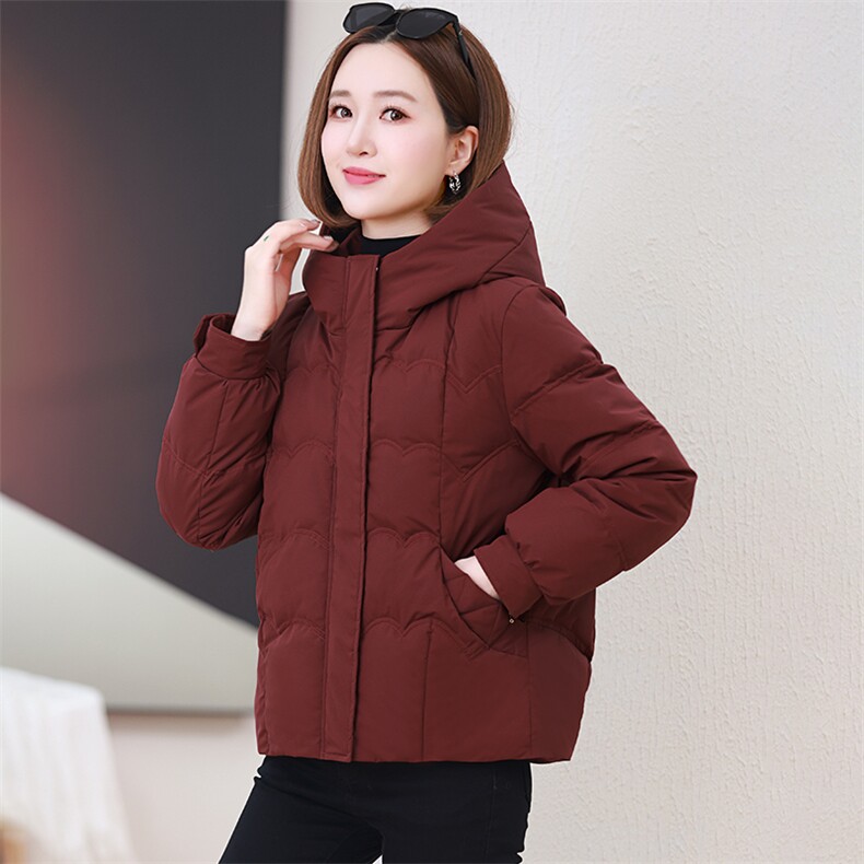 红色短款羽绒服女2024冬新款爆款宽松洋气妈妈加厚保暖白鸭绒外套,女装羽绒服,婷思杰（原婷想服饰）