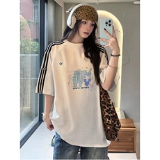 抖音得物品质二开240克宽松纯棉美式潮牌印花三条杠中性风短袖T恤，男装T恤，电商A486