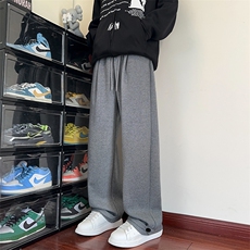 灰色