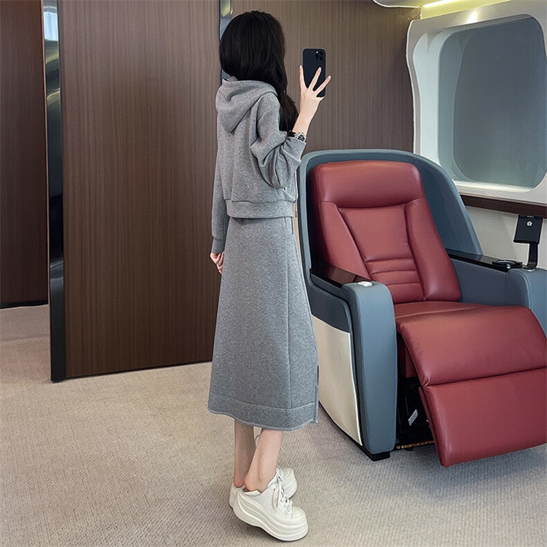 设计感灰色连帽卫衣开叉半身裙套装潮,女装套装/套裙,江南