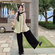韩系海岛出游穿搭女夏2025新款条纹无袖挂脖上衣宽松阔腿裤两件套，女装套装/套裙，2D078