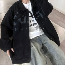 黑色