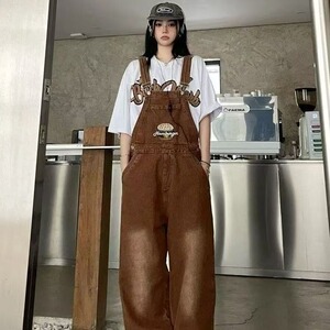 美式复古棕色汉堡刺绣背带裤女宽松直筒裤显瘦牛仔裤连体裤ins潮图片