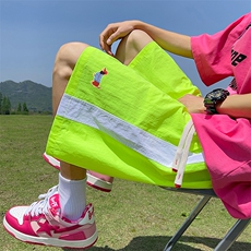 荧光绿