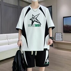 白色