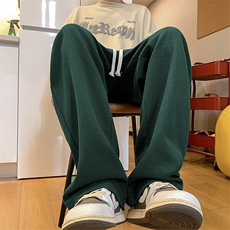 墨绿