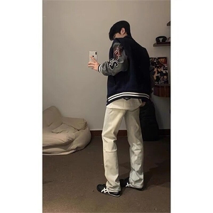 W8088-P75 网络图 潮美式设计感重磅植绒棒球服宽松夹克外套图片