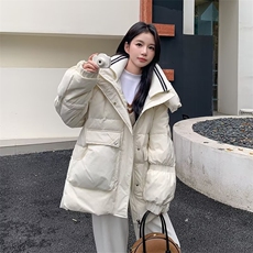 白色