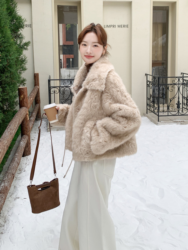 25冬季新款韩系小香风翻领花狐毛绒绒短外套2B138-801-P190K280,女装短外套,2B138