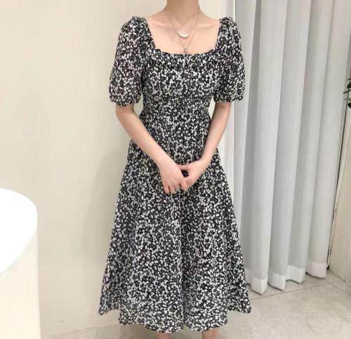 碎花连衣裙，女装连衣裙，EVE