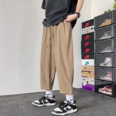 卡其色