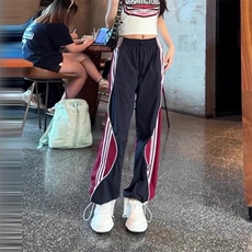 藏青色