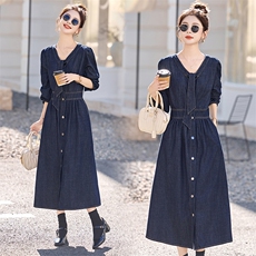 牛仔连衣裙女长款2025秋装新款韩版收腰显瘦气质减龄休闲牛仔裙，女装连衣裙，流量+