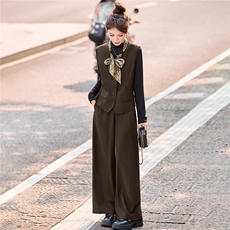 减龄洋气显瘦马甲阔腿裤两件套，女装套装/套裙，朵莱米