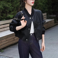 2024新款海宁皮衣女短款棒球服仿真绵羊皮夹克蝙蝠宽松拼接外套，女装皮衣，美拉德工厂直营店