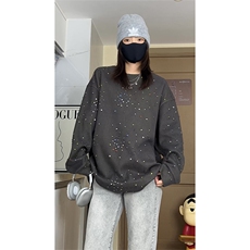 深灰色