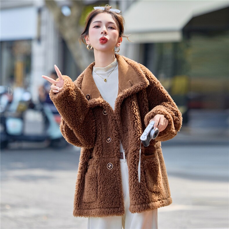 时尚两面穿皮毛一体羊羔毛外套女2025冬季新款加厚保暖鹿皮绒棉服,女装棉衣/棉服,意芙