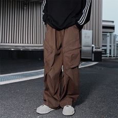 深棕色