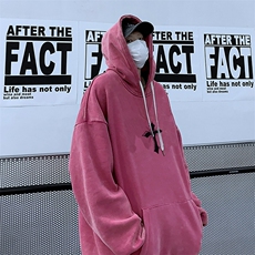 玫红色