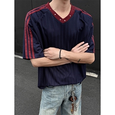 藏蓝色