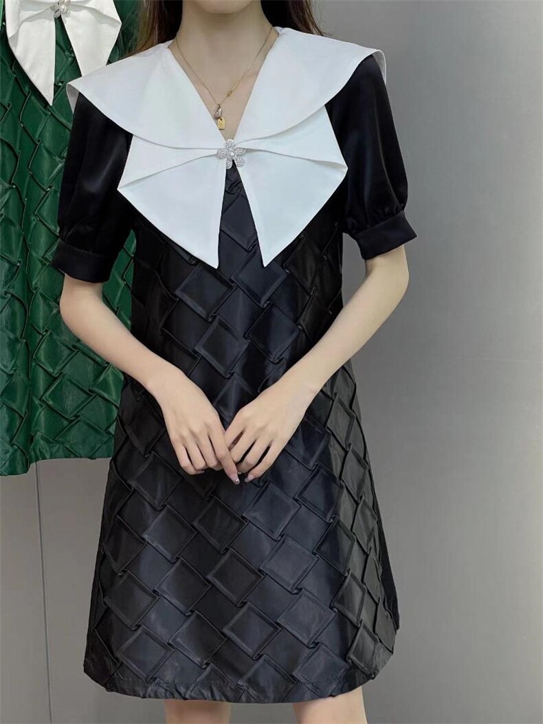 撞色海军领连衣裙，女装连衣裙，迪蔓君翔