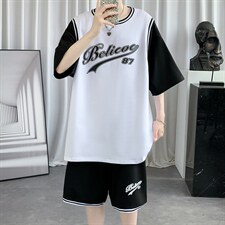 白色