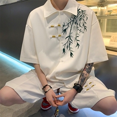 白色